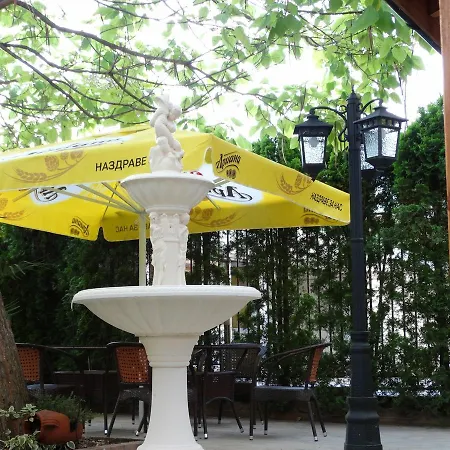 Vesta Hotel