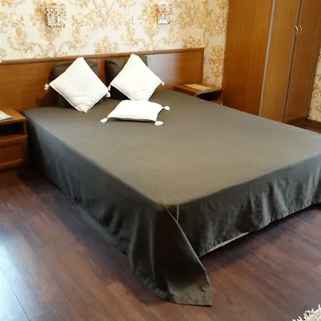 Vesta 3* מונטנה