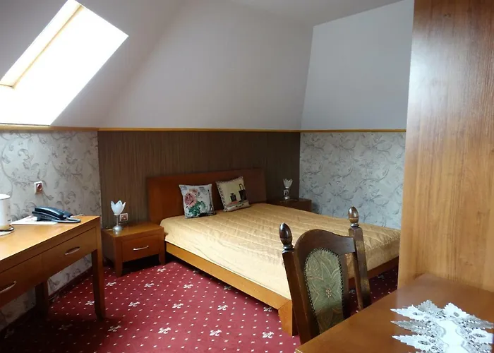 ホテル Vesta モンタナ