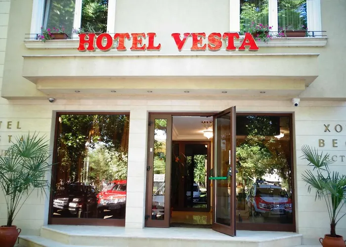 ホテル Vesta モンタナ